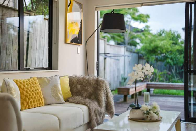 26 Castlederg Drive Flat Bush_15