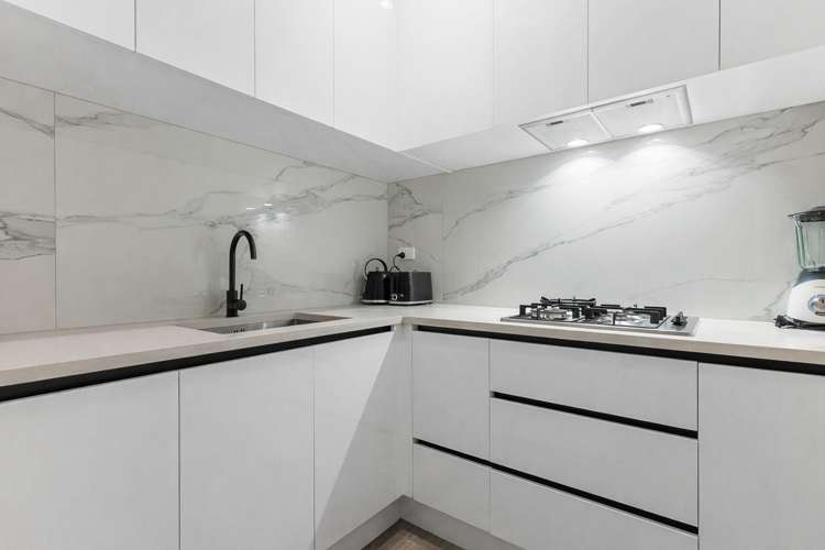 6 Teoteo Place Flat Bush_13