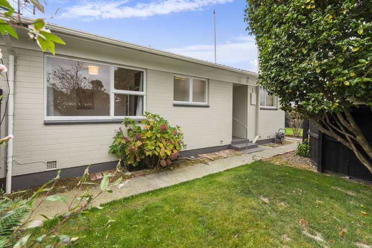 2/4 Elstow Place Spreydon_18