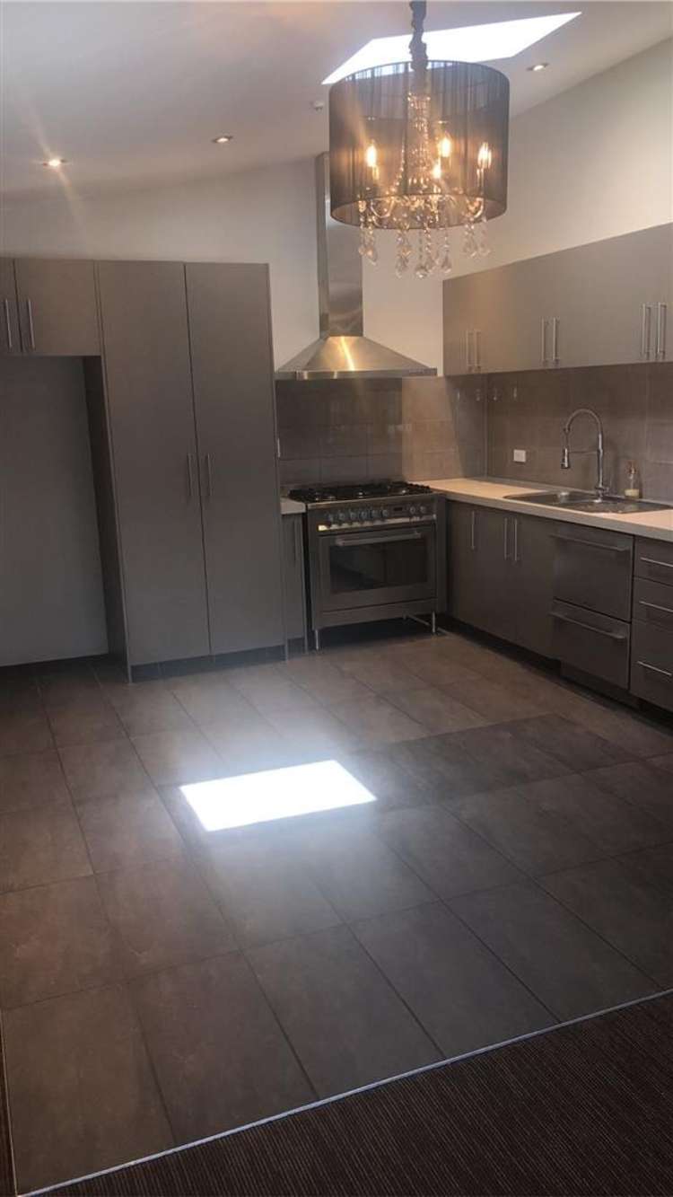 1135 Tutanekai Street 11068_4