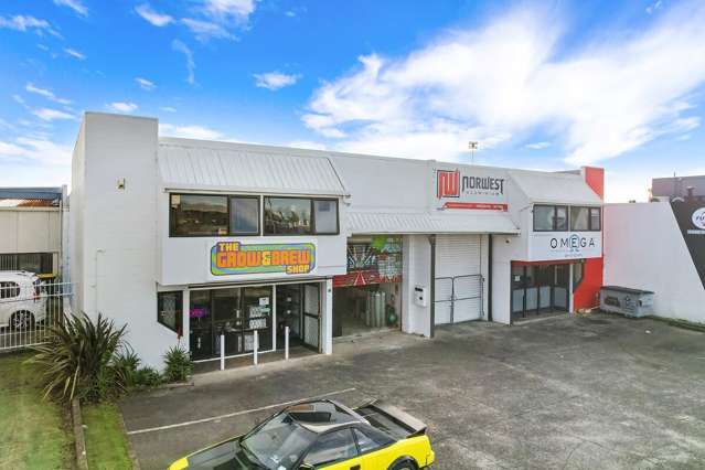 1/7A Waipareira Avenue Henderson_1