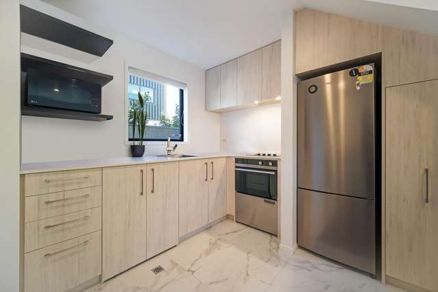 10/24 Yeovil Street 1801_4