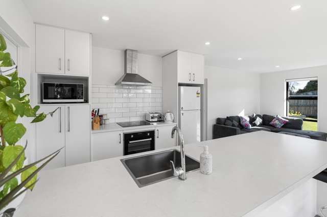 15 & 17 Rolleston Drive Rolleston_1