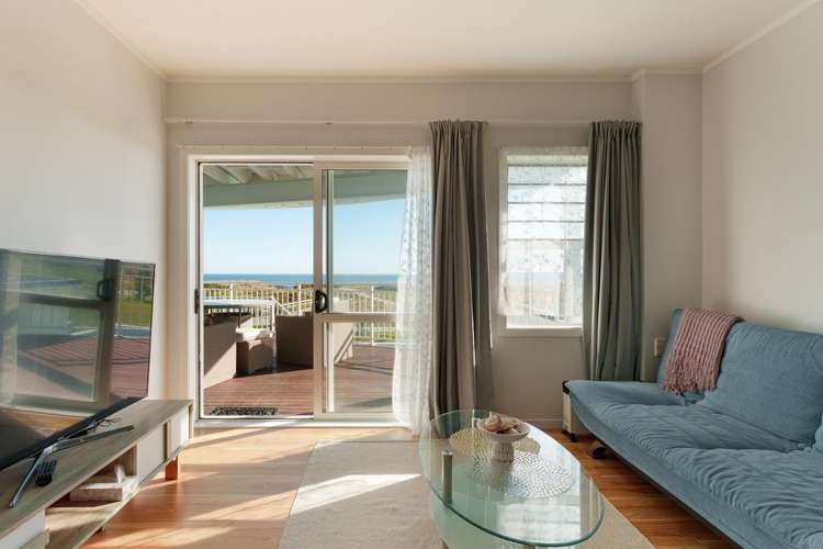 1011 Papamoa Beach Road Papamoa Beach_24