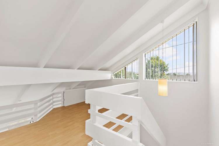 1 Ozich Avenue Te Atatu South_13