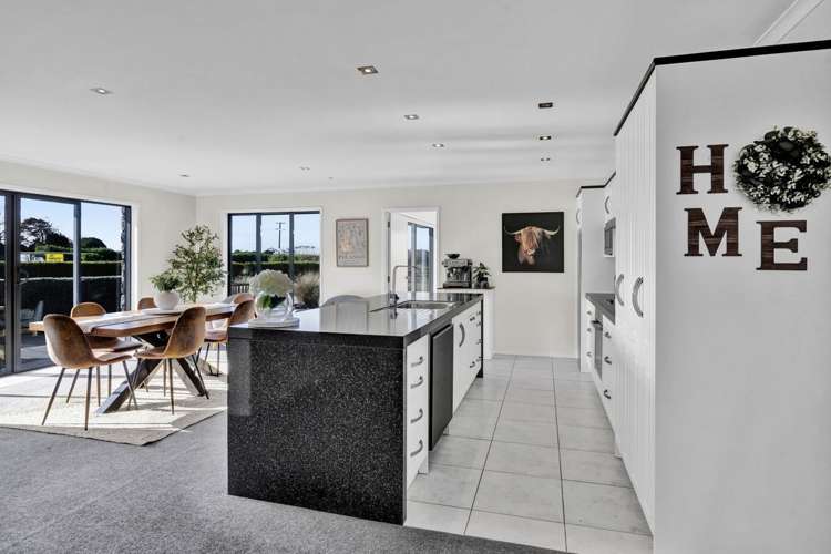105 Mawhitiwhiti Road Normanby_5