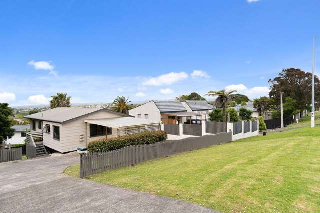 2/87 Hobsonville Road West Harbour_1