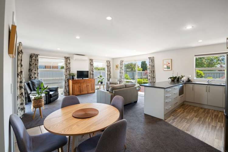 1/52 Opawa Road Waltham_6