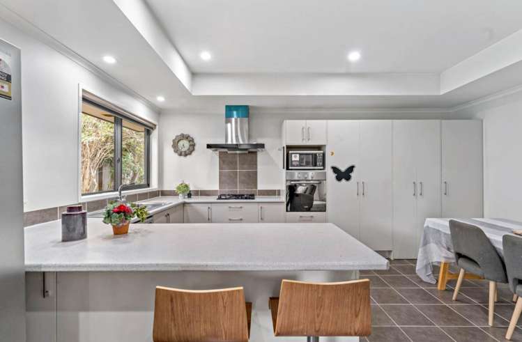 14A Sutton Crescent Papakura_6