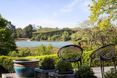 43 Waikaraka Drive West_1