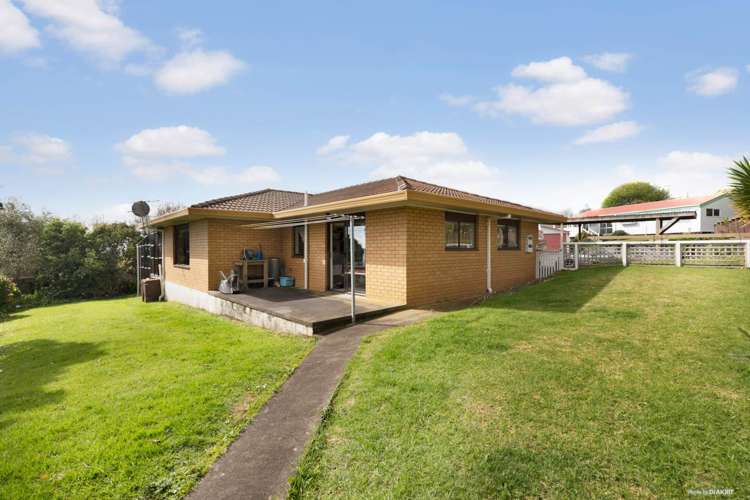 33 Derrimore Heights Clover Park_14