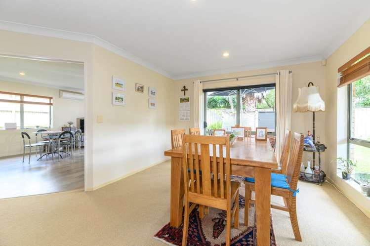 1 Mary Forgham Drive Greenhithe_20