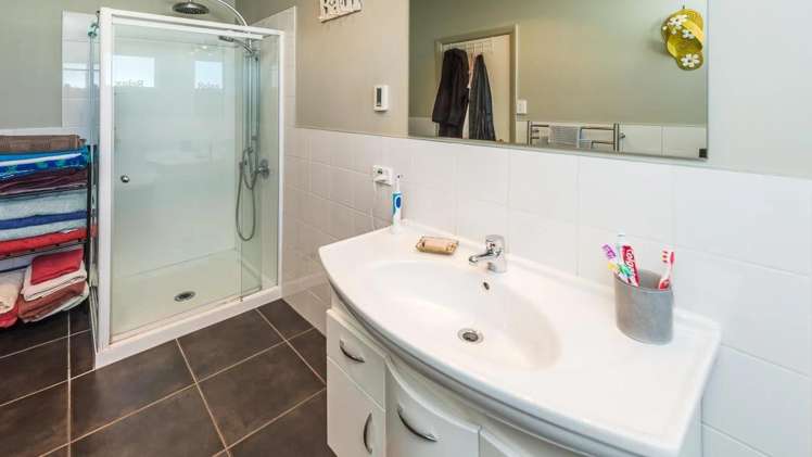 106 Glasgow Street 1235_10