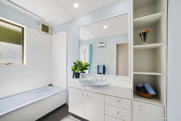 208 Pembroke Road Wilton_8