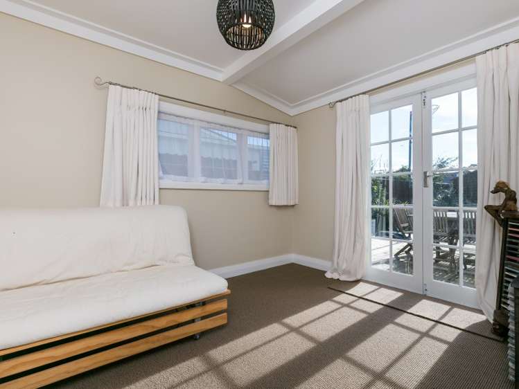 57 Devonshire Road Miramar_10