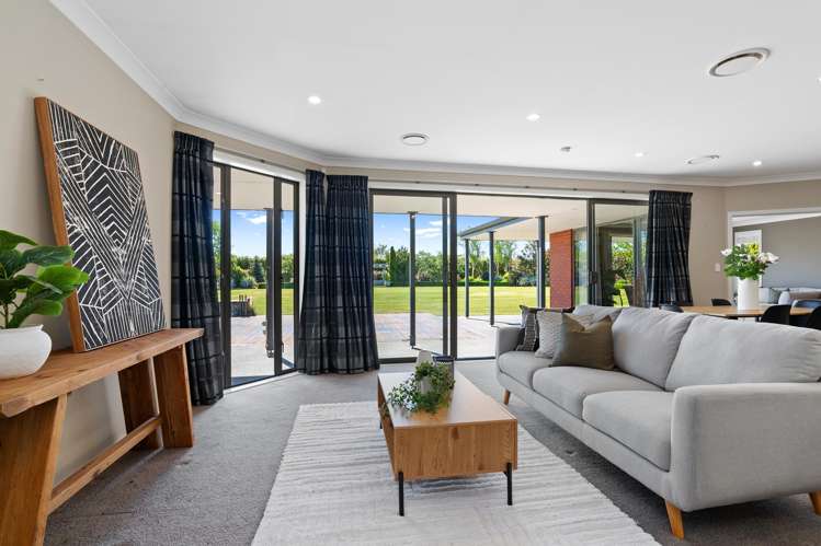 70 Stott Drive Darfield_8