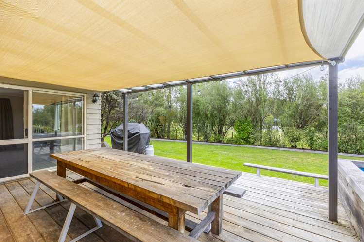 345 White Road Waipawa_15