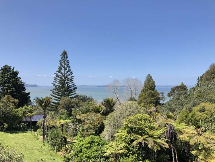 28 Arapito Road Titirangi_13