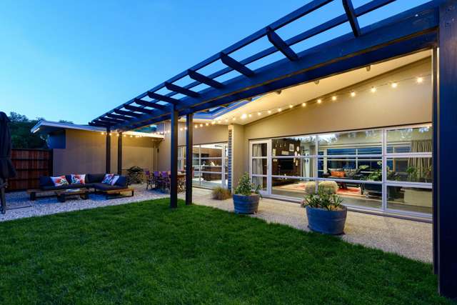 FABULOUS FAMILY HOME