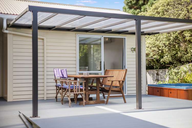 21 Burns Grove Trentham_15