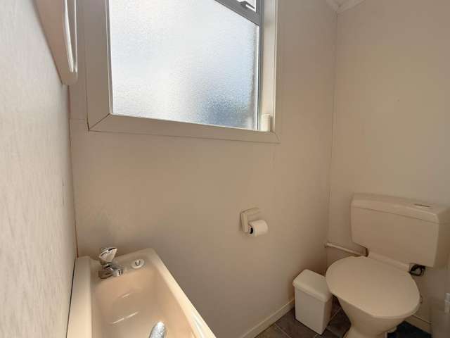24 Taharepa Road Hilltop_3