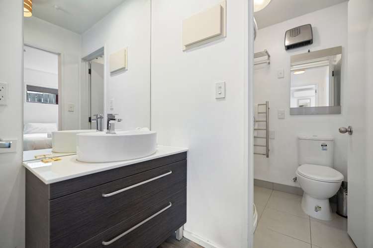 402 Frankton Road Queenstown_26