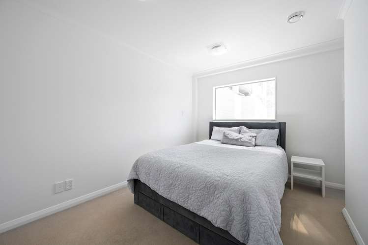 411 and 412/15 Holland Street Te Aro_10