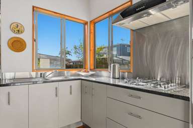 11A Lodge Avenue_3