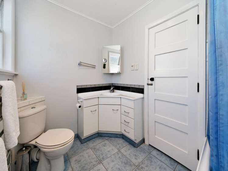 2 Mayville Avenue New Lynn_10