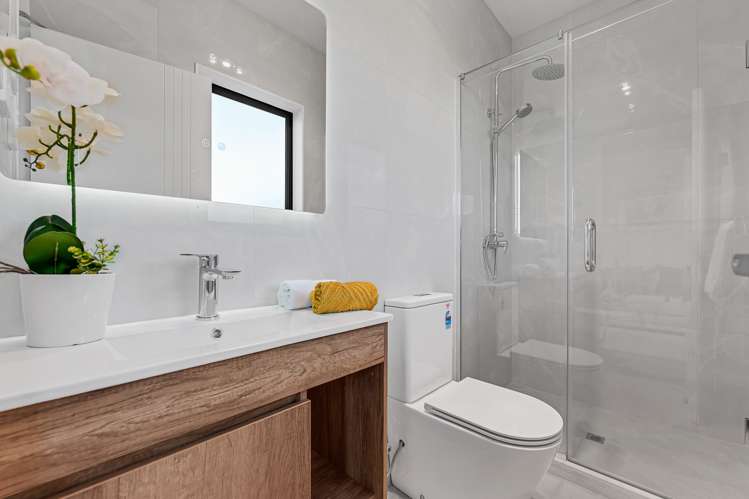 32b Castlebane Drive Flat Bush_13