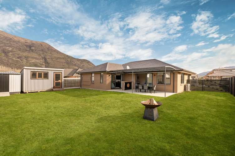 17 Myles Way Lower Shotover_20