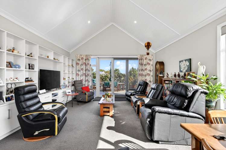 13 Tarata Grove Lansdowne_6