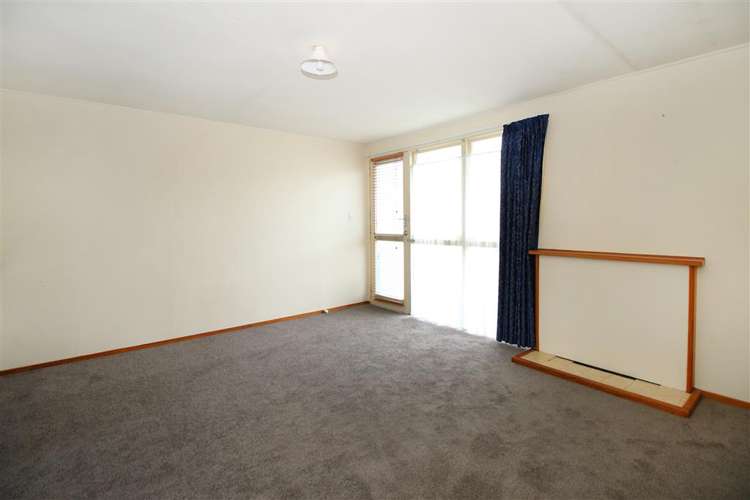 1/2 Churchill Avenue 10643_2