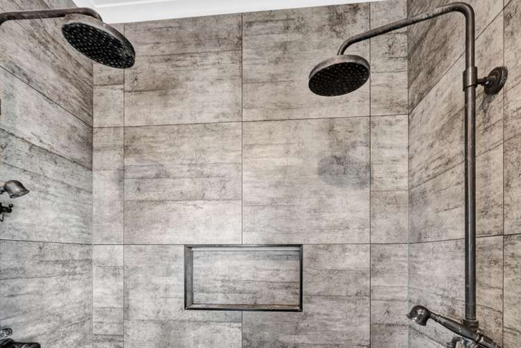 20 Maple Crescent Whalers Gate_17