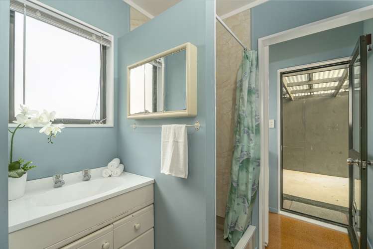 16 Whitby Avenue Whitianga_10