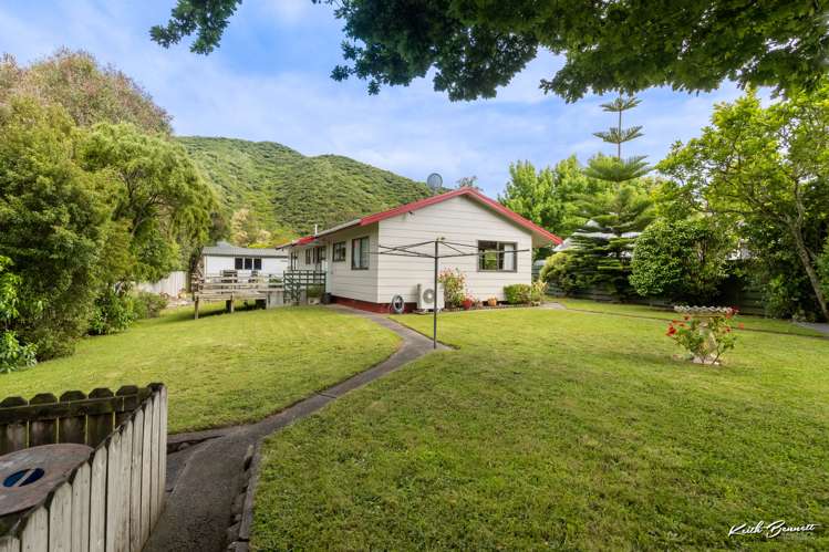 44a Larchmont Grove Totara Park_14