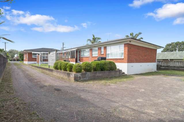 Handy Location – Walk to Town!