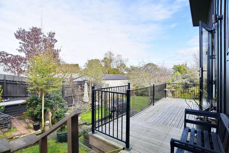 43 Batten Grove The Pines Beach_28