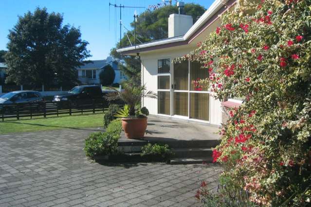 64 Links Avenue Mount Maunganui_1