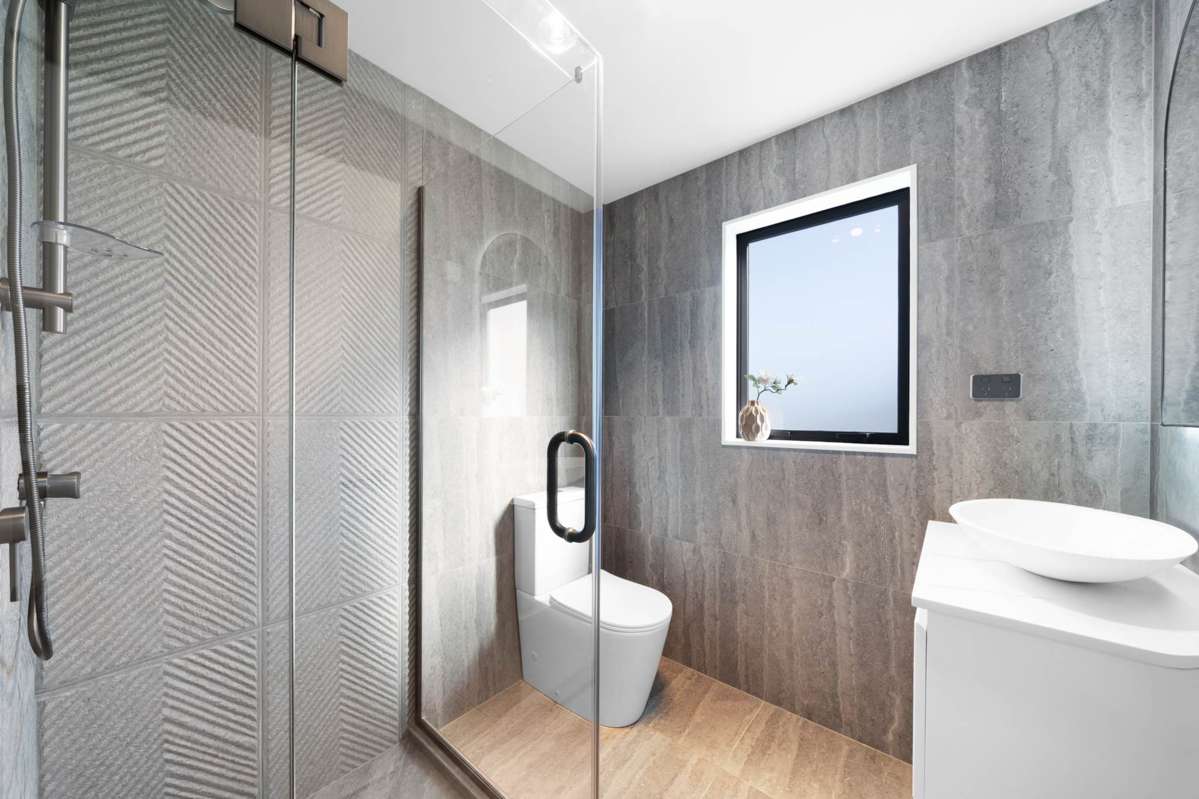 11-13 Skeates Avenue_1