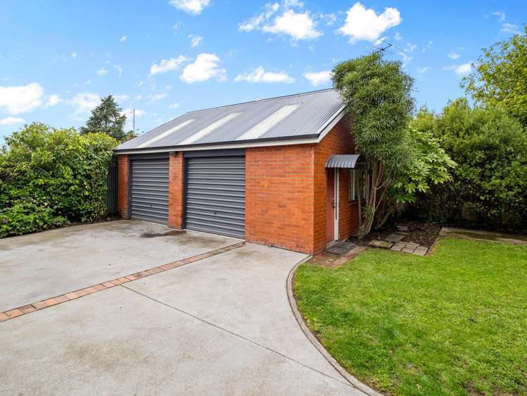 69 Racecourse Road Allenton_31