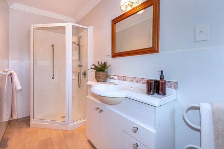 9 Mariners Cove Cass Bay_25