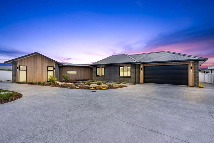 49 Stace Hopper Drive One Tree Point_27