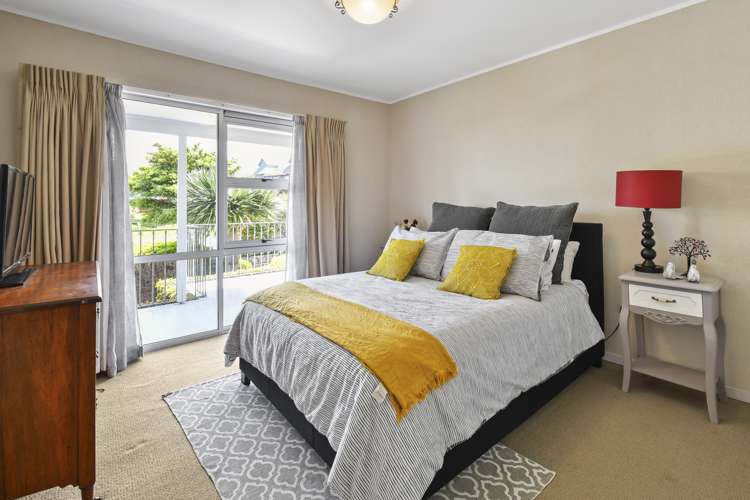 35 Eugenia Rise Totara Heights_12