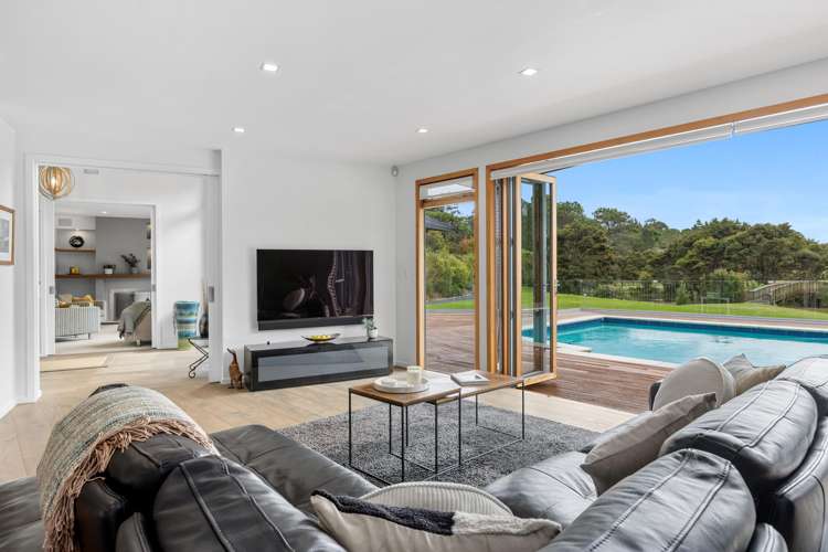 44A John Brian Drive Redvale_10