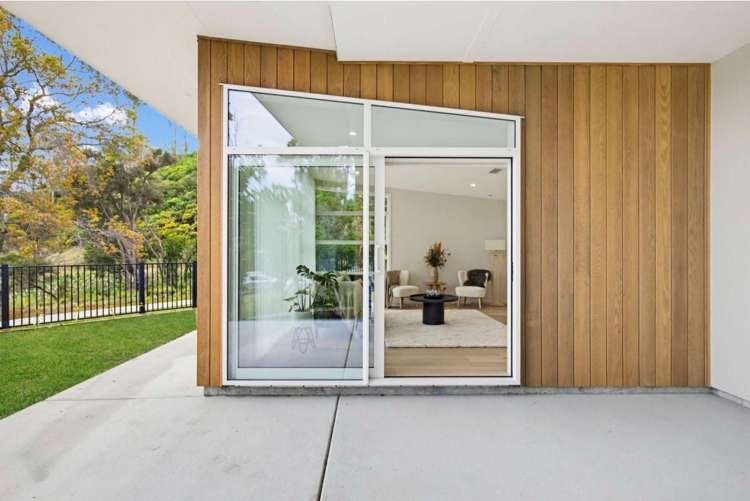 6 Homestead Avenue Stoke_6