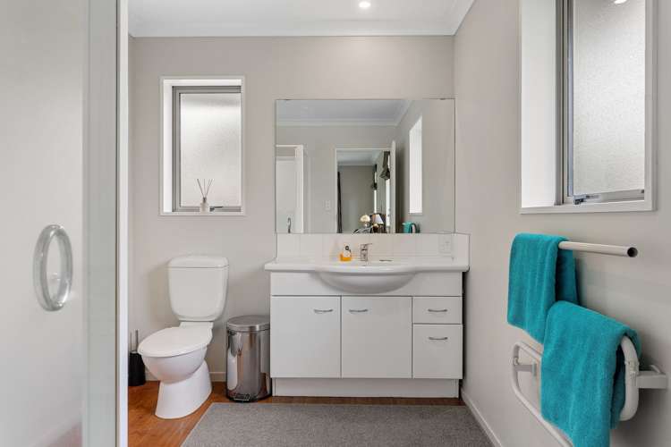 573 Oxford Road Fernside_7