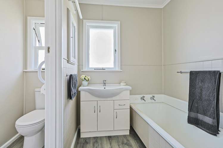 110 Morris Spence Avenue Onekawa_12