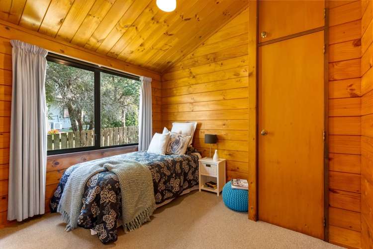 58B William Bayes Place Red Beach_17