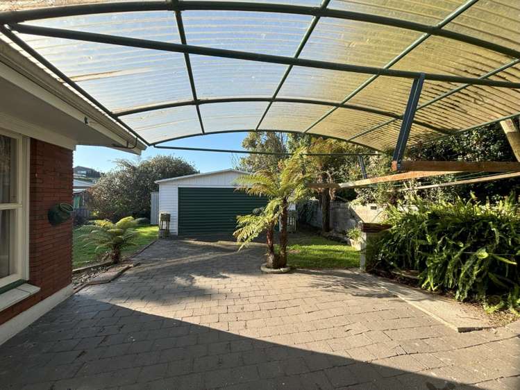 10 Kowhai Street Hamilton Lake_14